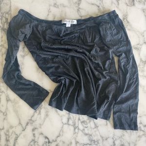 Amour Vert Cold Shoulder Top